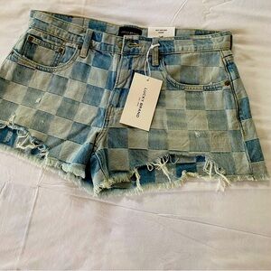 Lucky Brand Boy Mid rise Denim shorts Comfort stretch NWT